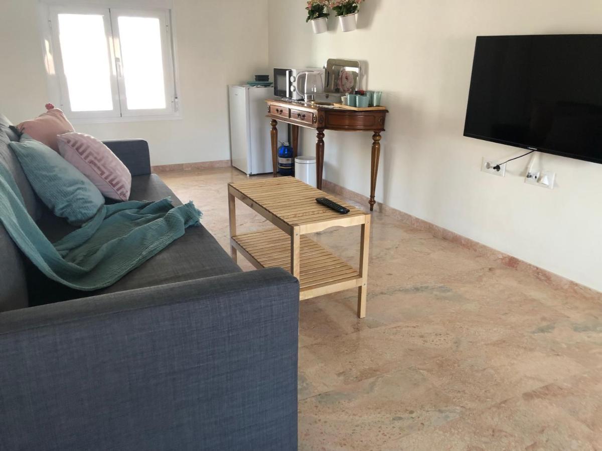Lovely 1-Bedroom Loft Near Ronda Arriate Exterior photo